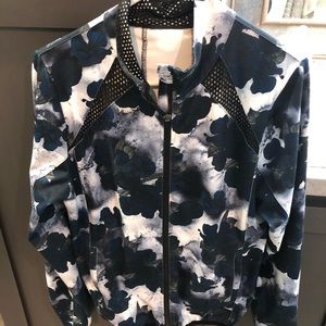 Zyia Foral Pro Trainer Jacket